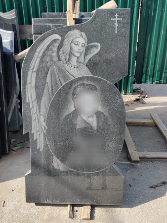 Памятник «С Ангелом»